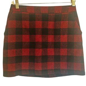 Plaid Skirt - Size M" red and black
